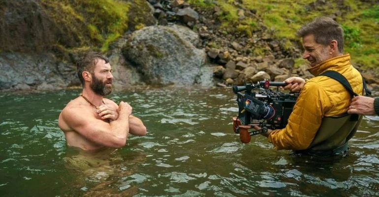 «Остання фотографія» 2026: як Зак Снайдер перетворив джунглі на пекло для колишнього агента
